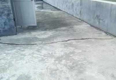 嵩明楼顶漏水维修公司分享下如何解决卫生间隐蔽部位漏水的问题?